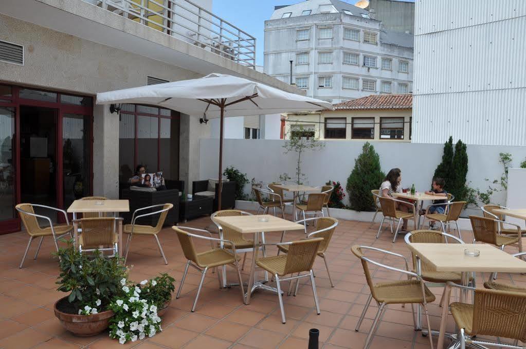 Hostal Mourelos O Grove Bagian luar foto
