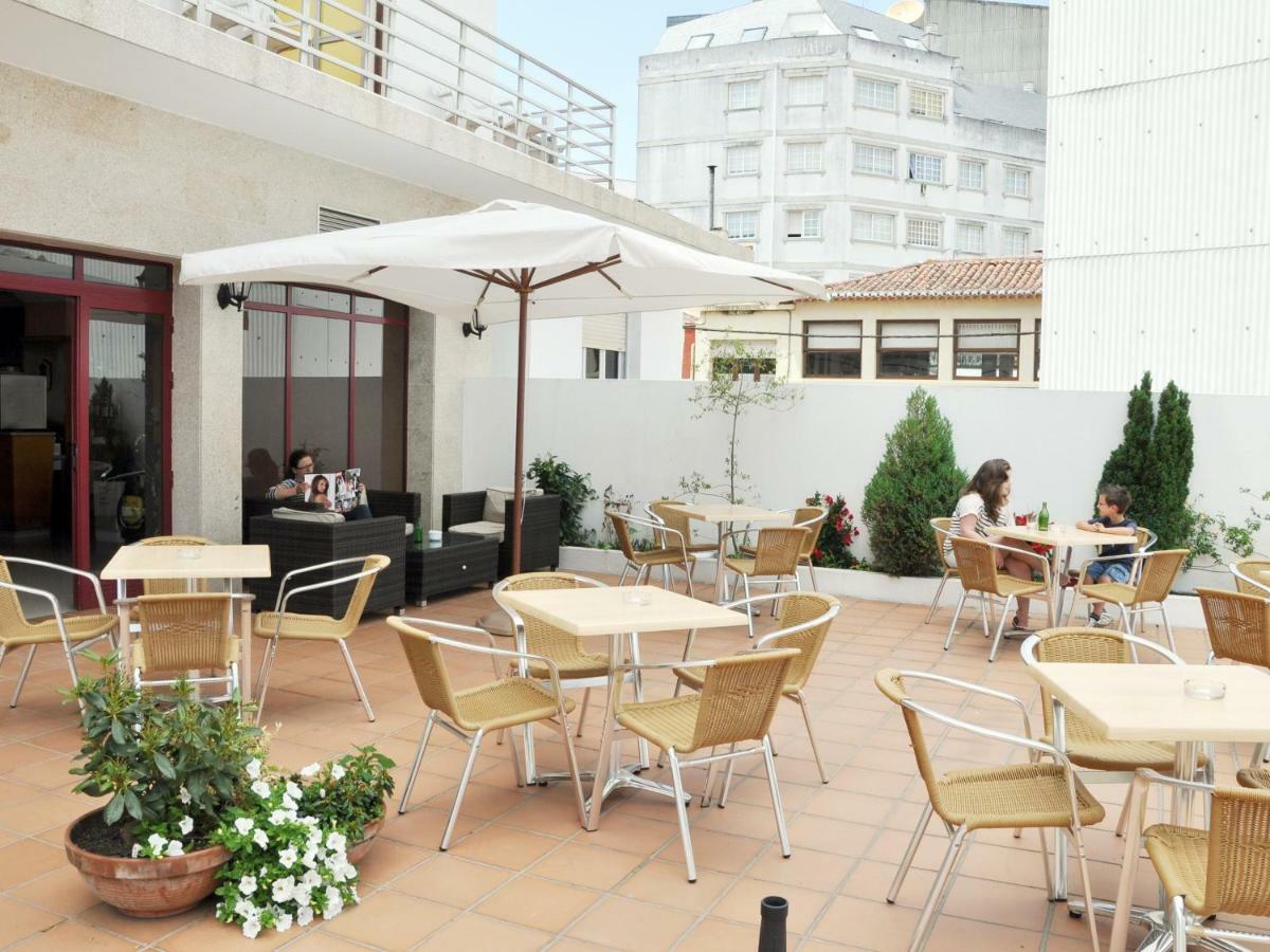 Hostal Mourelos O Grove Bagian luar foto